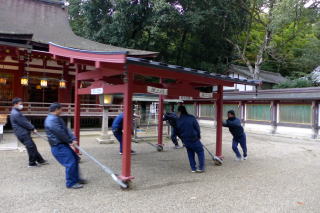 石上神宮 国宝拝殿雨儀廊(移動式仮設庇)設置工事 竣工