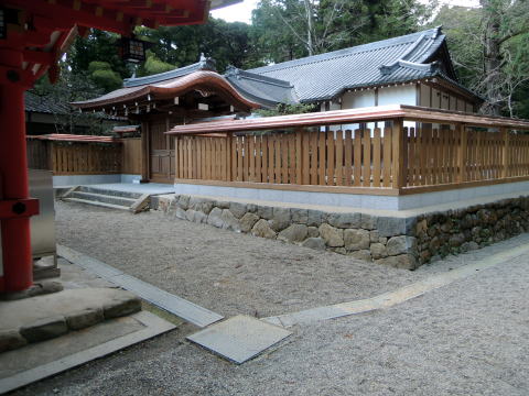石上神宮 長生殿表門
